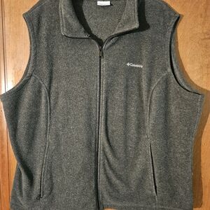 Columbia Vest